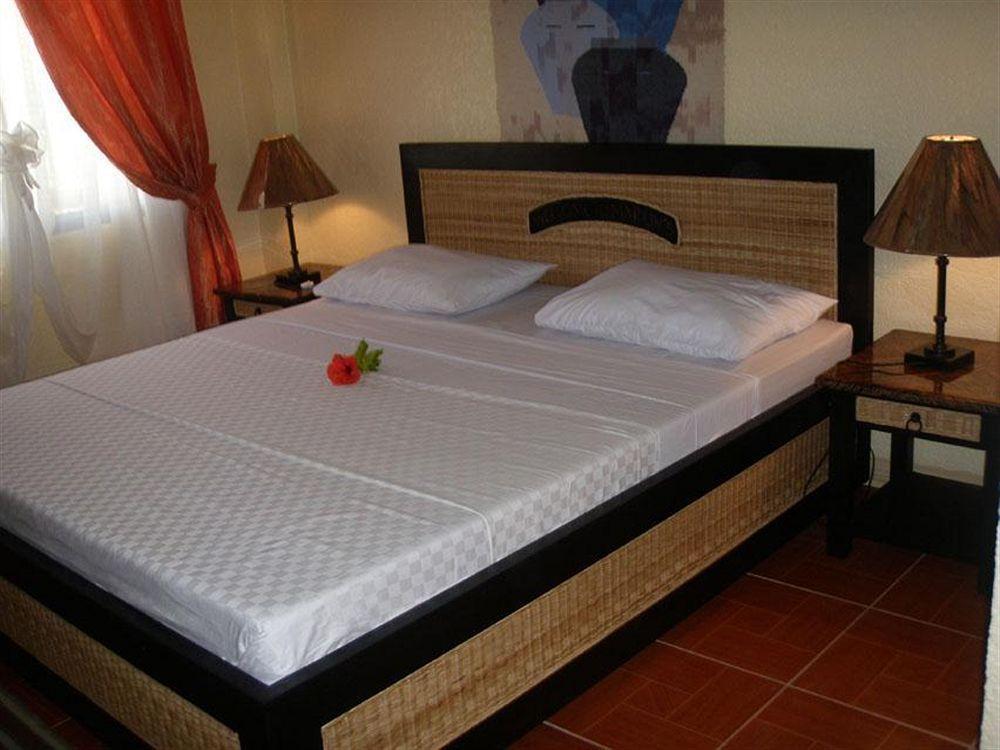 Marlins Beach Resort Santa Fe  Exterior foto