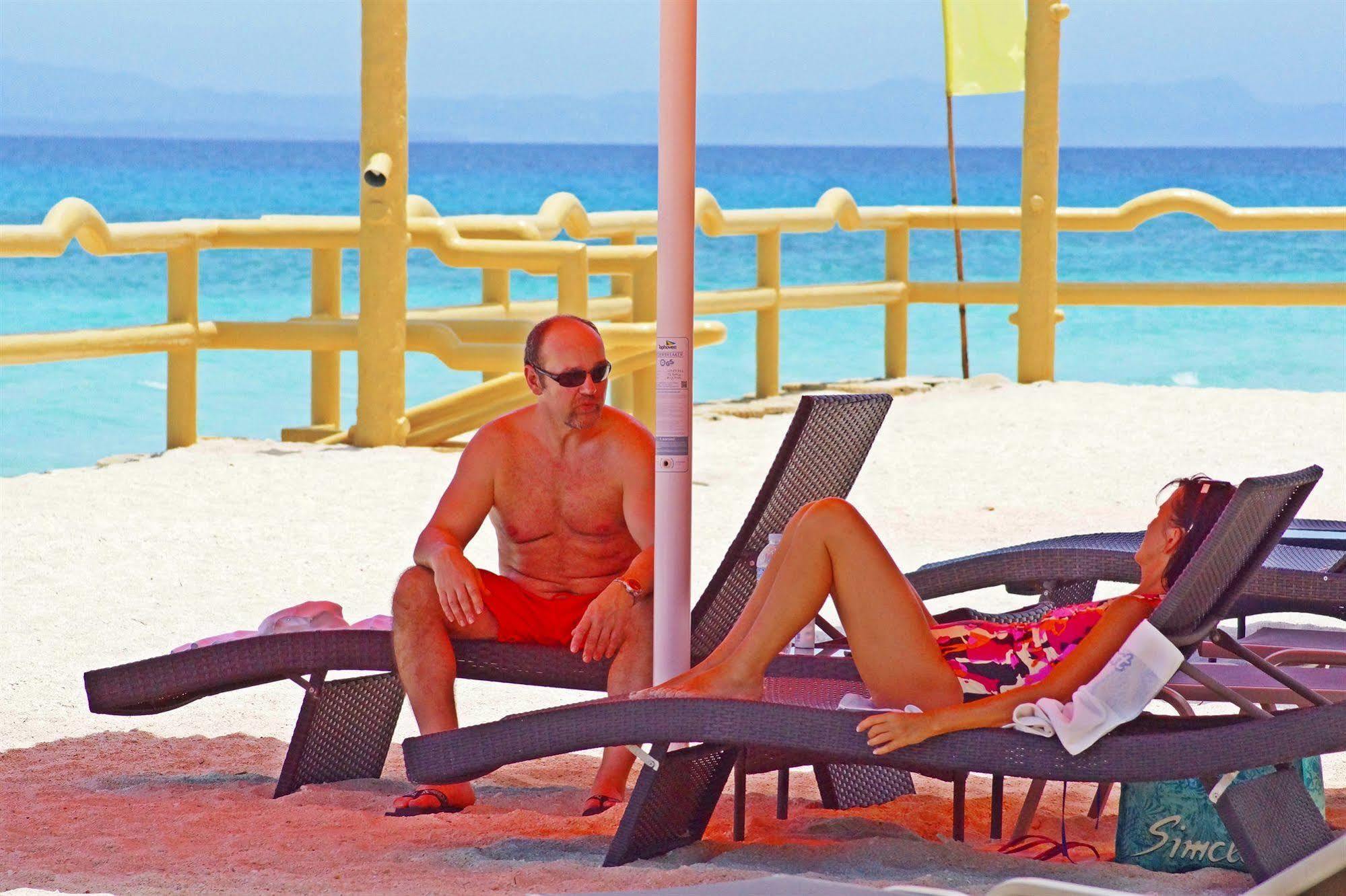 Marlins Beach Resort Santa Fe  Exterior foto
